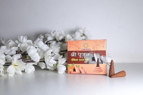 Shree Pujan Premium Chandan Dhoop Batti with floral decor – best dhoop batti for pooja in Delhi.